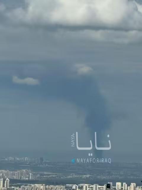 伊朗宣布向以色列发射第三波导弹。

抵达后，特拉维夫升起了一柱烟。

以色列后方