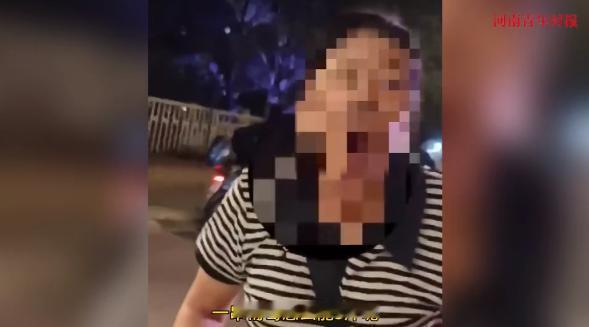 “防不胜防！”9月30日，江西南昌，一女子在路边买了一串葡萄，称重的时候商贩却声