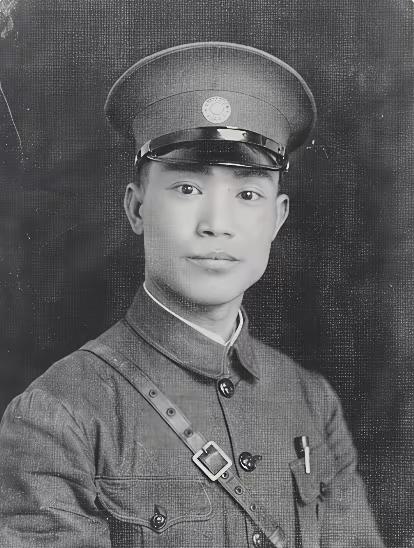 1925年，陈诚回家奔丧。7年不见的妻子，想与他同房。不料，刚到床上，就被他一脚