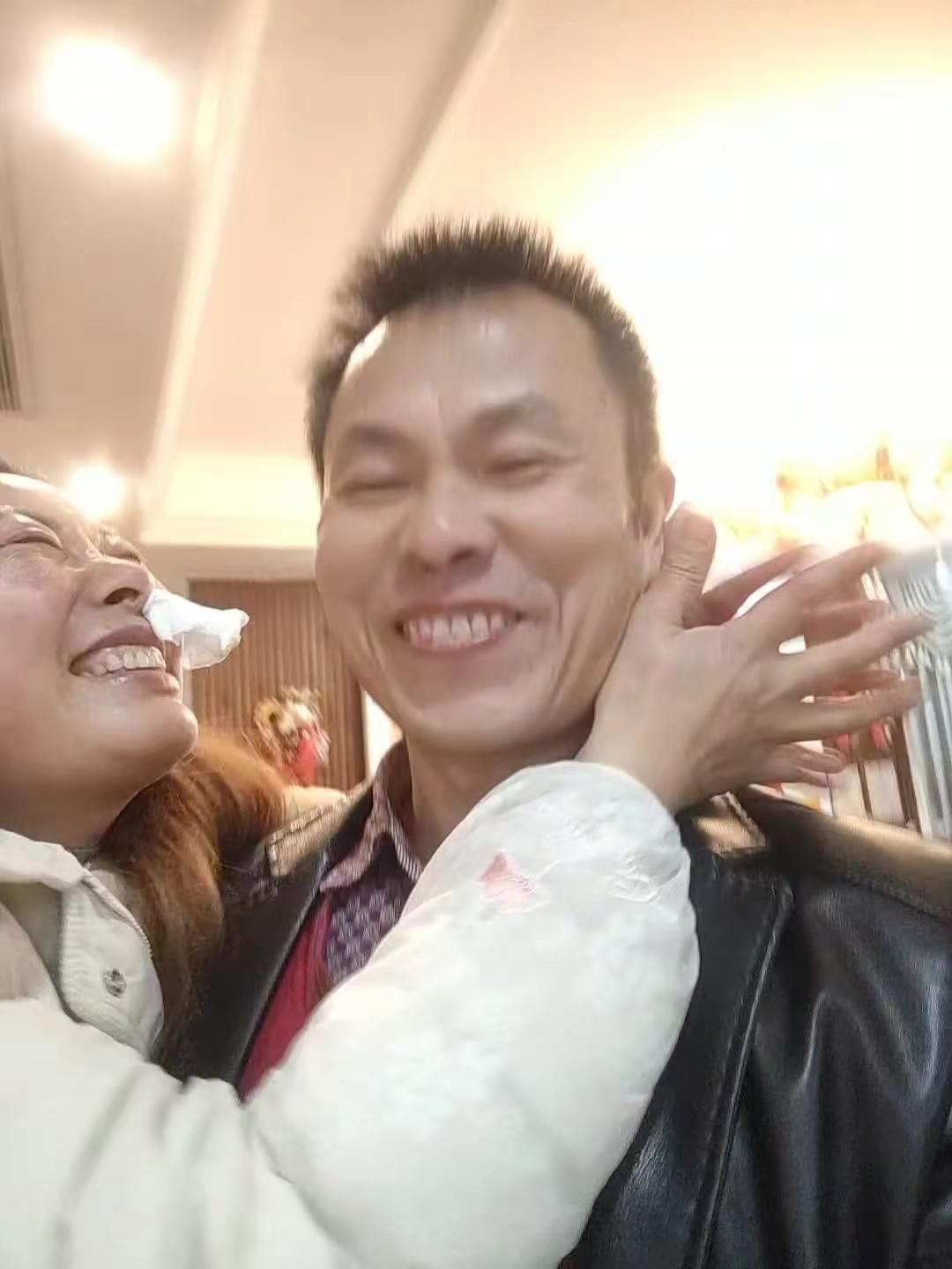 快乐的星期天，高高兴兴，快快乐乐过好每一天，