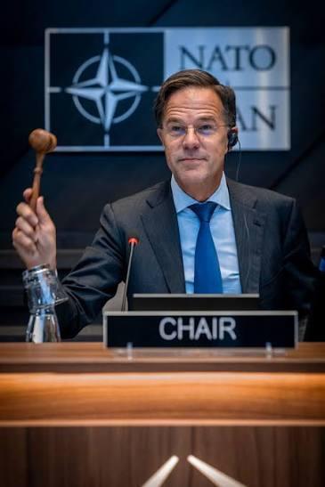 路透社援引外交消息人士的话称：北约秘书长告知欧洲各国政府，特朗普希望欧洲国家承诺