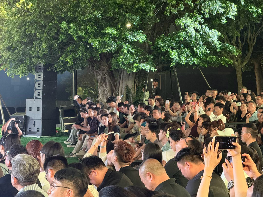 百年梧林被福船点亮 泉州人藏不住的惊喜！一场沉浸式蕴含非遗元素的时装大秀惊艳开场