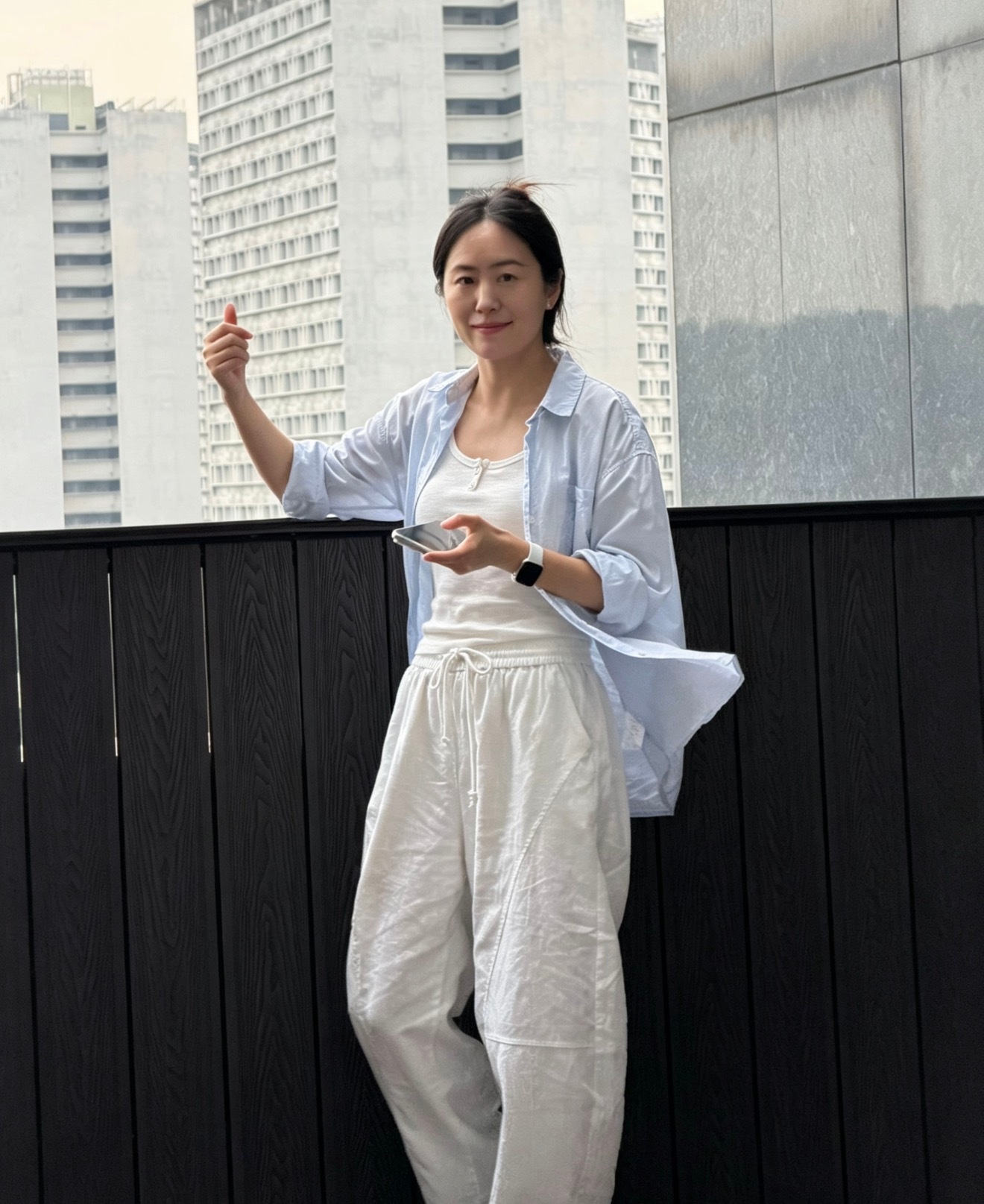 这是我们趣评测财务大姐，放眼整个公司，颜值和气质，远超第2名 深圳·深圳市趣评测