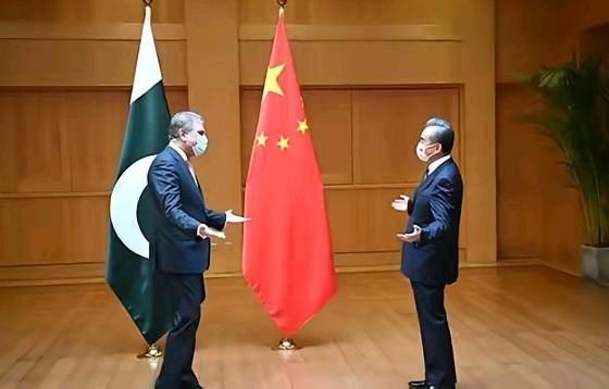 以后没有“巴铁”了？中方代表在会见巴基斯坦外长的时候，给巴方留下了一句“忠言”，