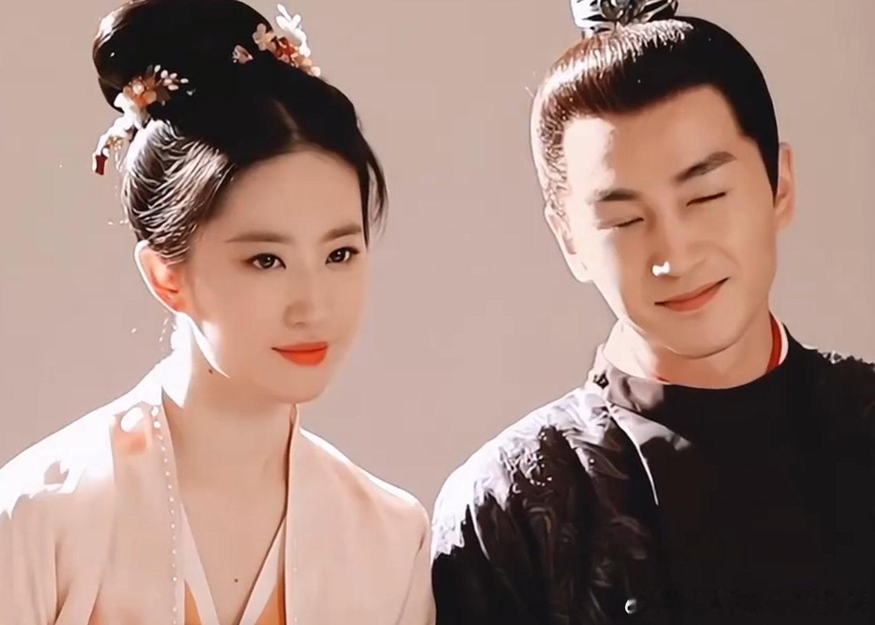 曝刘亦菲陈晓二搭宴三合曝刘亦菲陈晓二搭刘亦菲陈晓二搭宴三合从过往合作就能看出适配