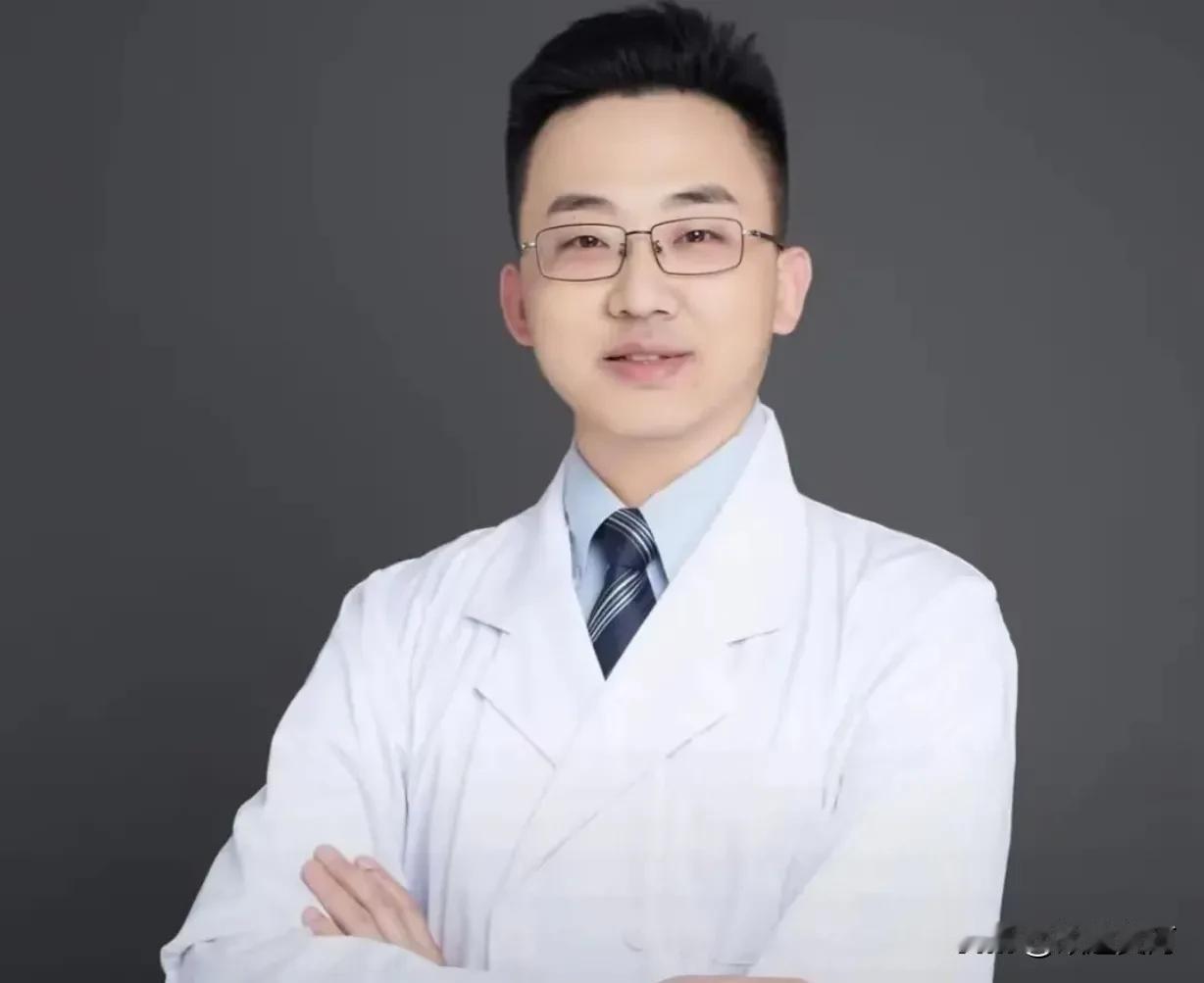 肖飞事件愈演愈烈，评论多种多样，其实英国作家查尔斯．狄更斯早就给当下进行了定性—