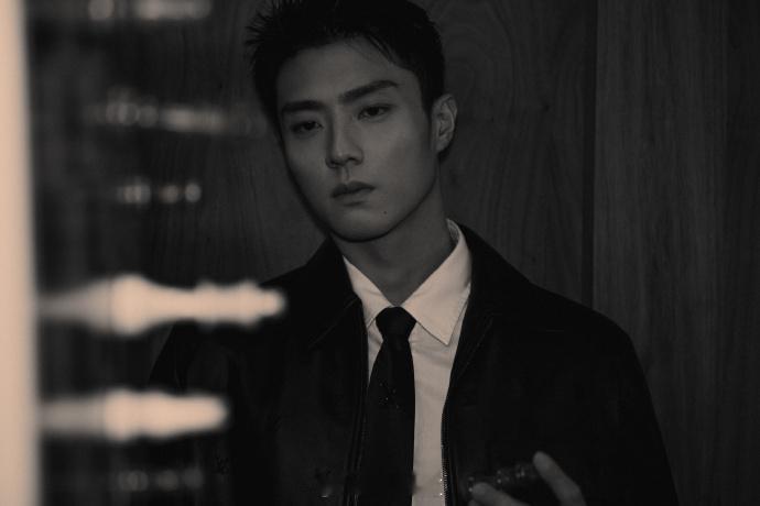 #陈靖可少年人夫感#陈靖可的少年人夫感惊艳众人，红毯造型超赞。帅气温柔有魅力，人