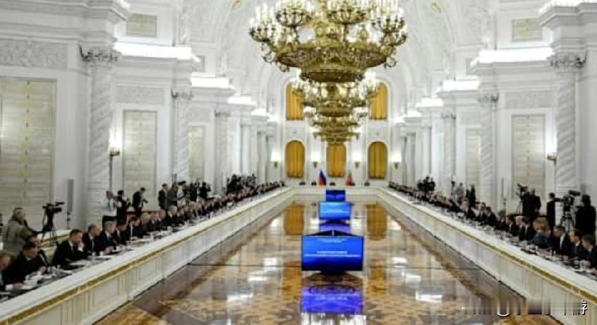 据报道，俄罗斯总统普京暗示，俄方在乌克兰问题上，可能愿意接受有限的领土交换。