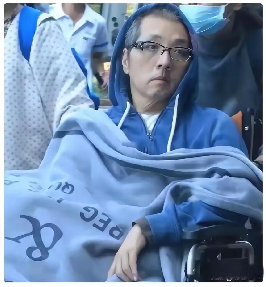 袁惟仁走了
他最放心不下的不是他的孩子
更不是他离婚的前妻，而是袁惟仁的二姐跟二