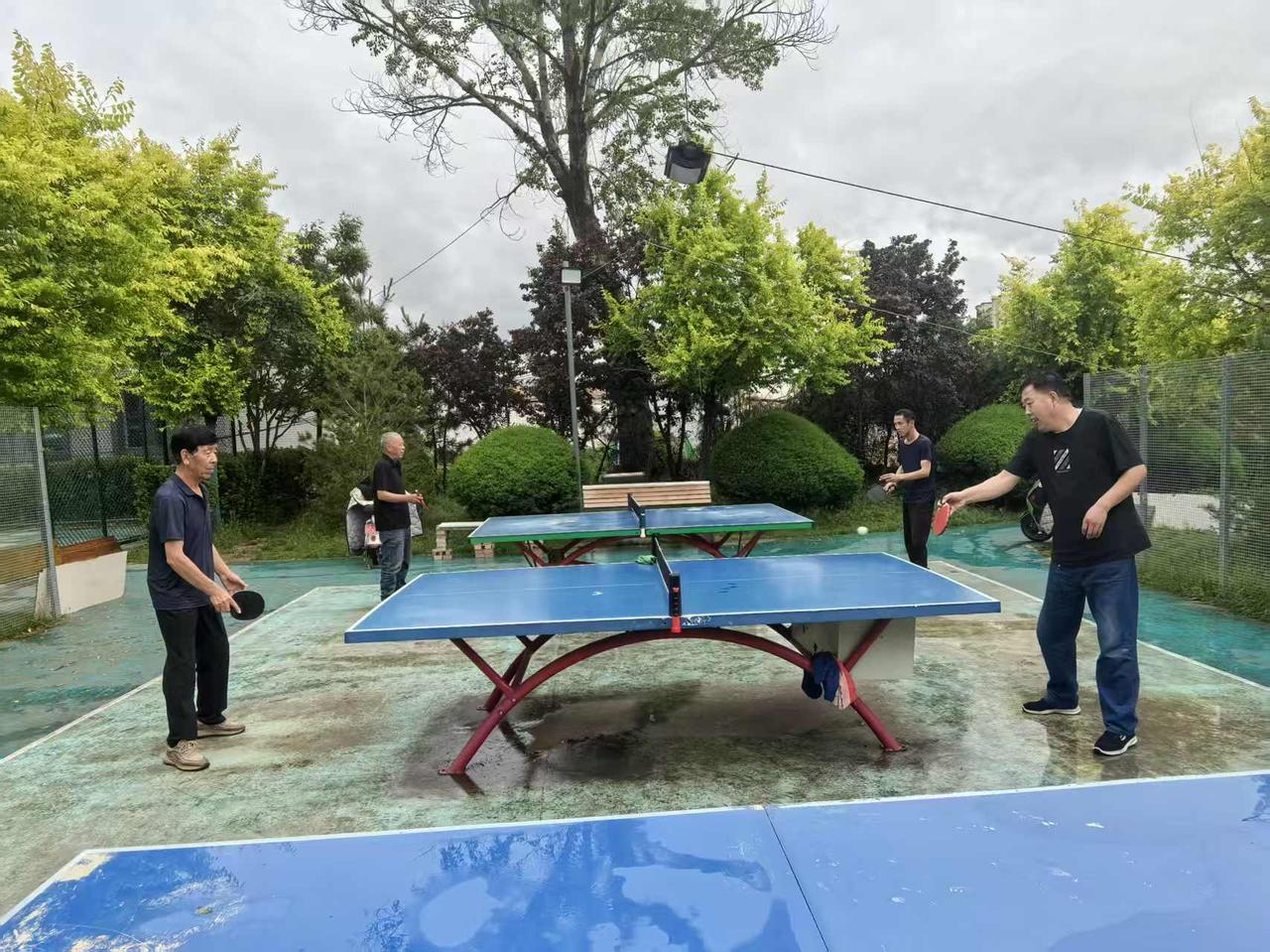 我认为愿意
再活一次，我还想当现在的自己！
 
这一路有过跌跌撞撞，也曾在深夜偷