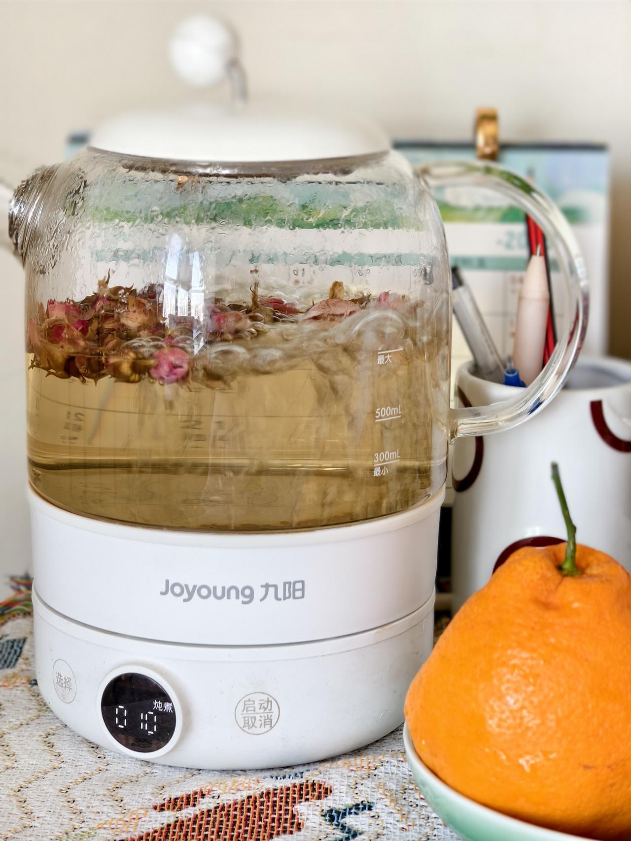 退休后老同事尽量少接触，一番接触下来听到的都是还没退的同事不治之症走了，令人唏嘘