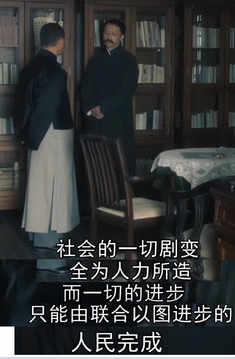 两年多前开始看毛选，之前看过主旋律题材的影视剧也不少。在看毛选之前，我对于教员持