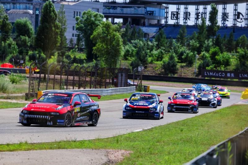 CTCC 鄂尔多斯站前瞻：草原马形赛道，为何常年被称作车手 “试炼炼狱”
202