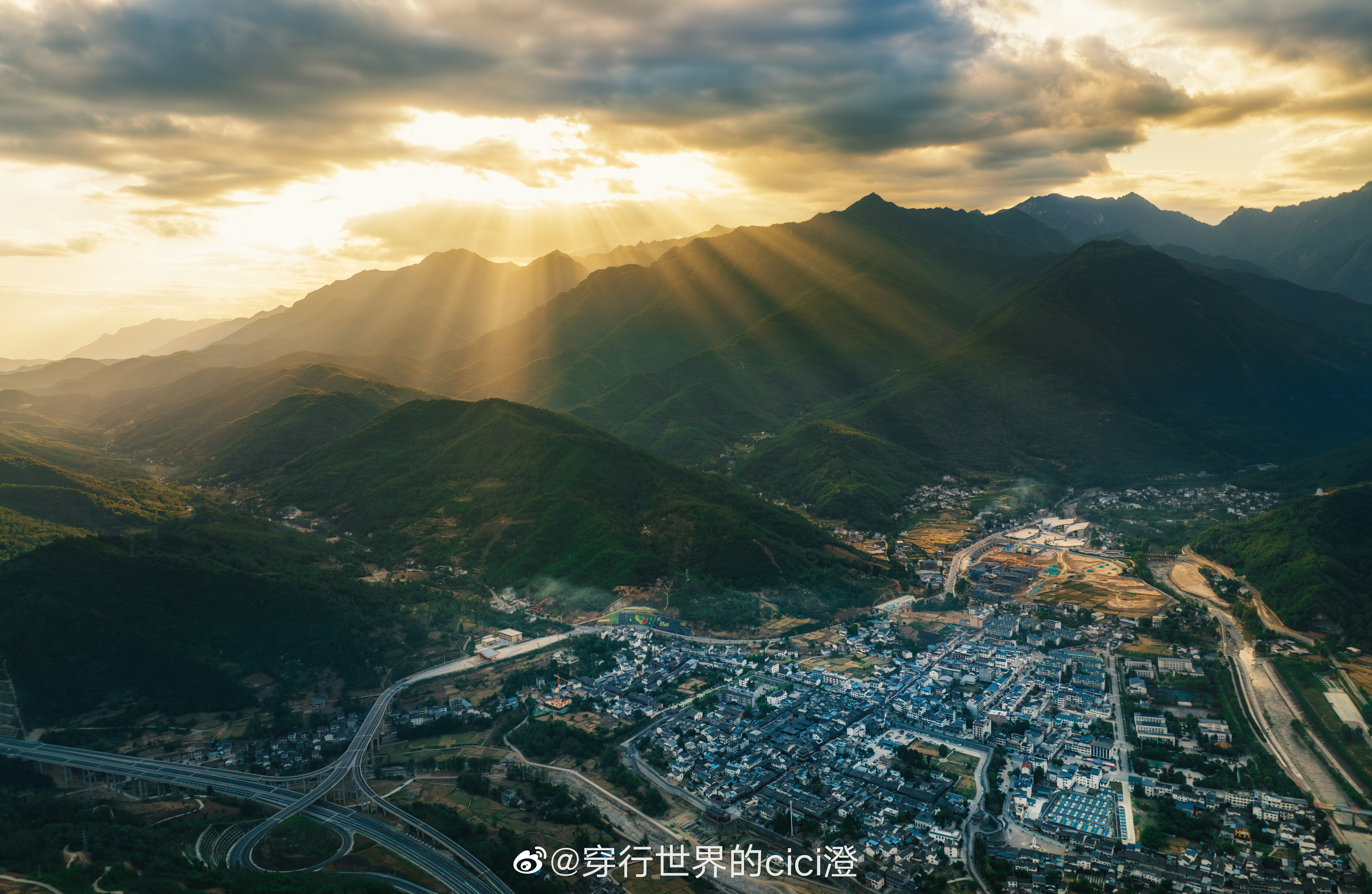 不止夏避暑，四季皆度假｜四川旅居胜地在这里！在广元市青川县境内，有一处原始的梦幻