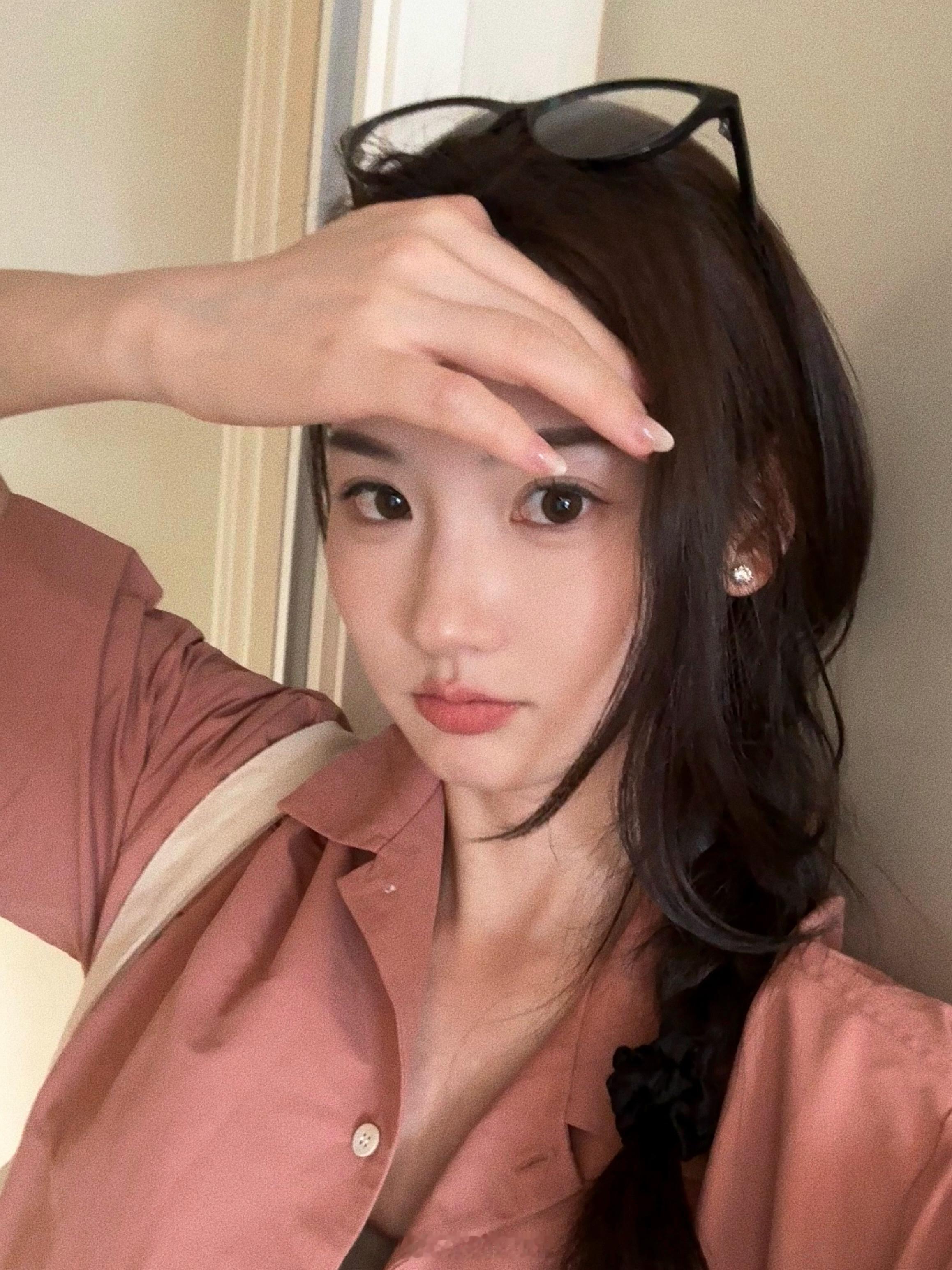 只想跟空调呆在一起！⛈️☀️今年的天气合理吗🫨🫠😵‍💫 ​​​