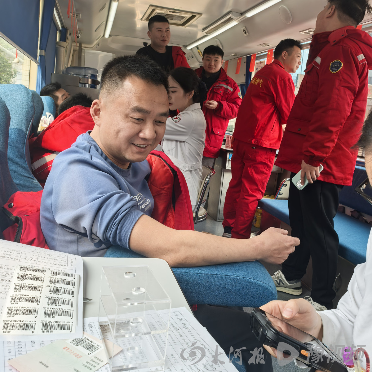 弘昌燃气商城公司：热血传递200公里，用爱心温暖生命