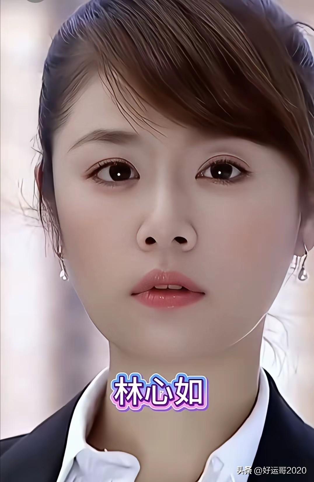 温文尔雅的林心如在饰演《还珠格格》“紫薇”时很有书香气，当时一出场感觉“惊为天人