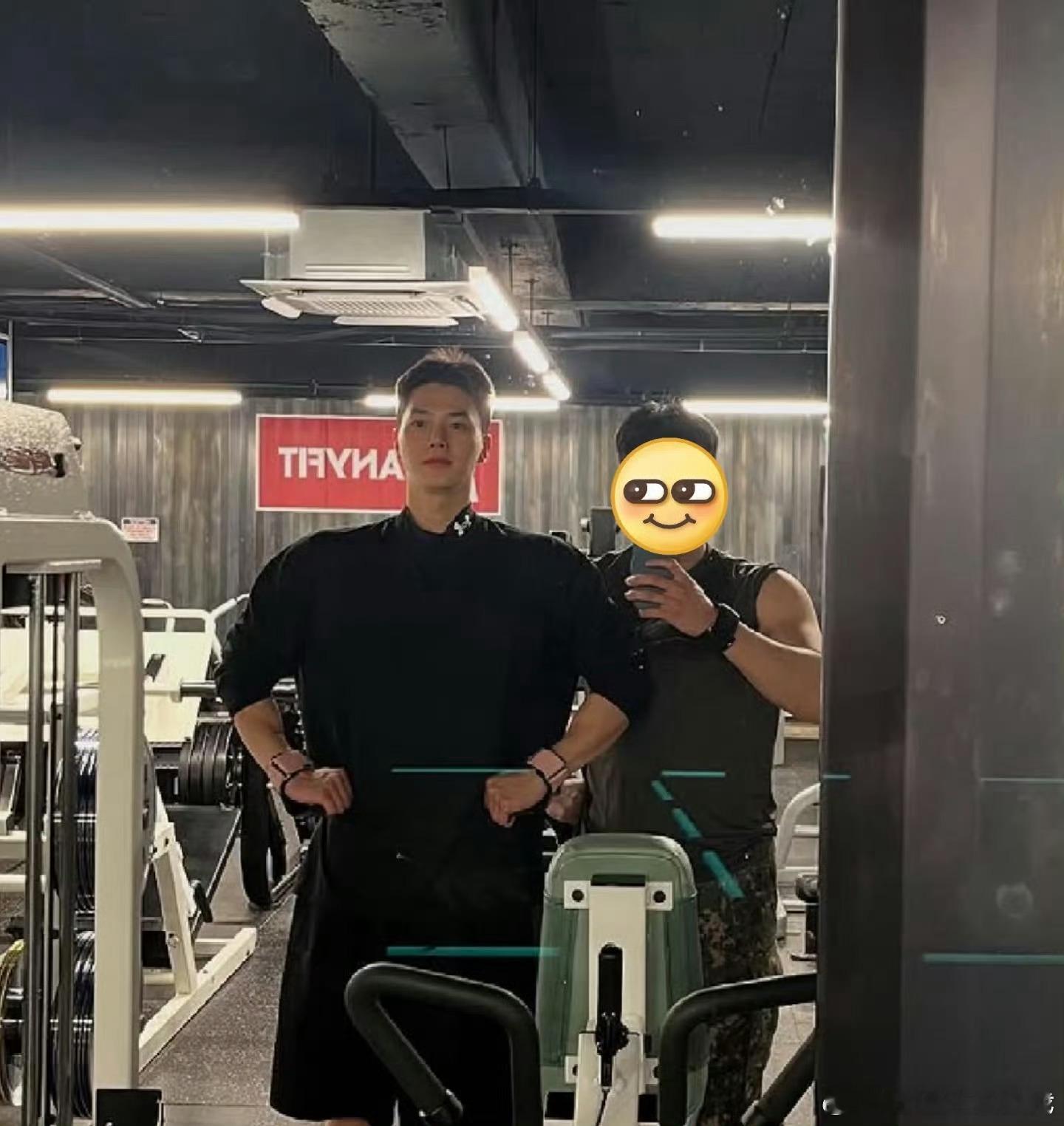 宋江新健身照把自己练成双开门了……你老公[卡皮巴拉] ​​​