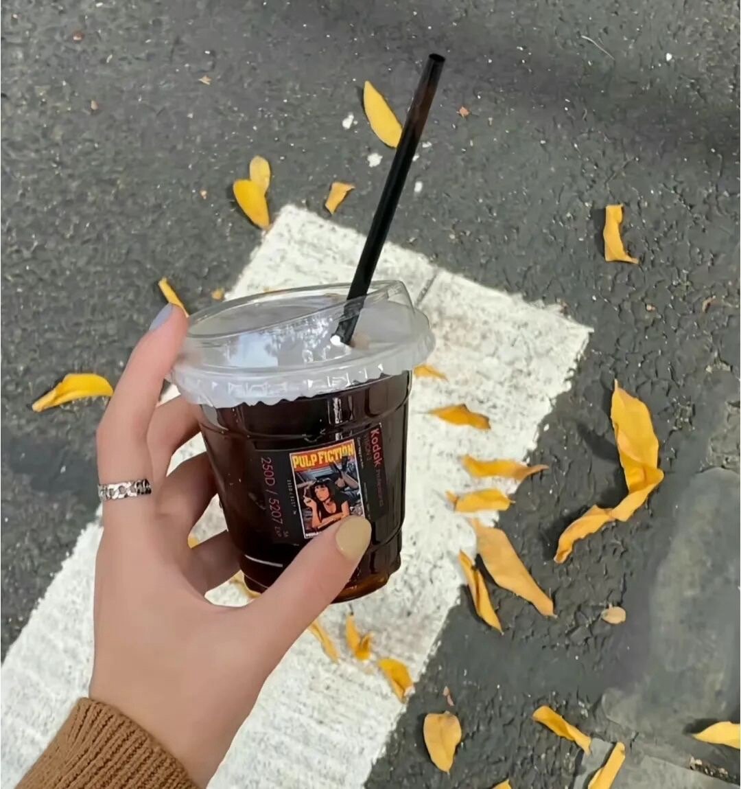 你会不会突然就不爱我了 跟你突然爱我的时候一样突然. ​​​