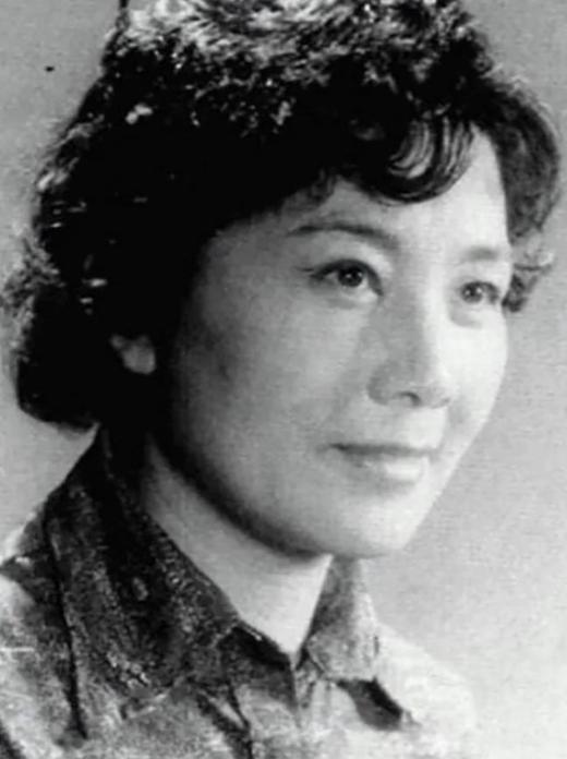 1949年，北平刚解放，韩复榘遗孀给新政府写信：“丈夫被枪决，能不能把东绒线胡同
