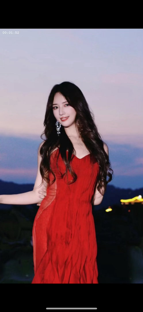 秦牛正威想过日子却过了情关无限超越班 她说重新选择回到事业的时候，眼神是坚定的。