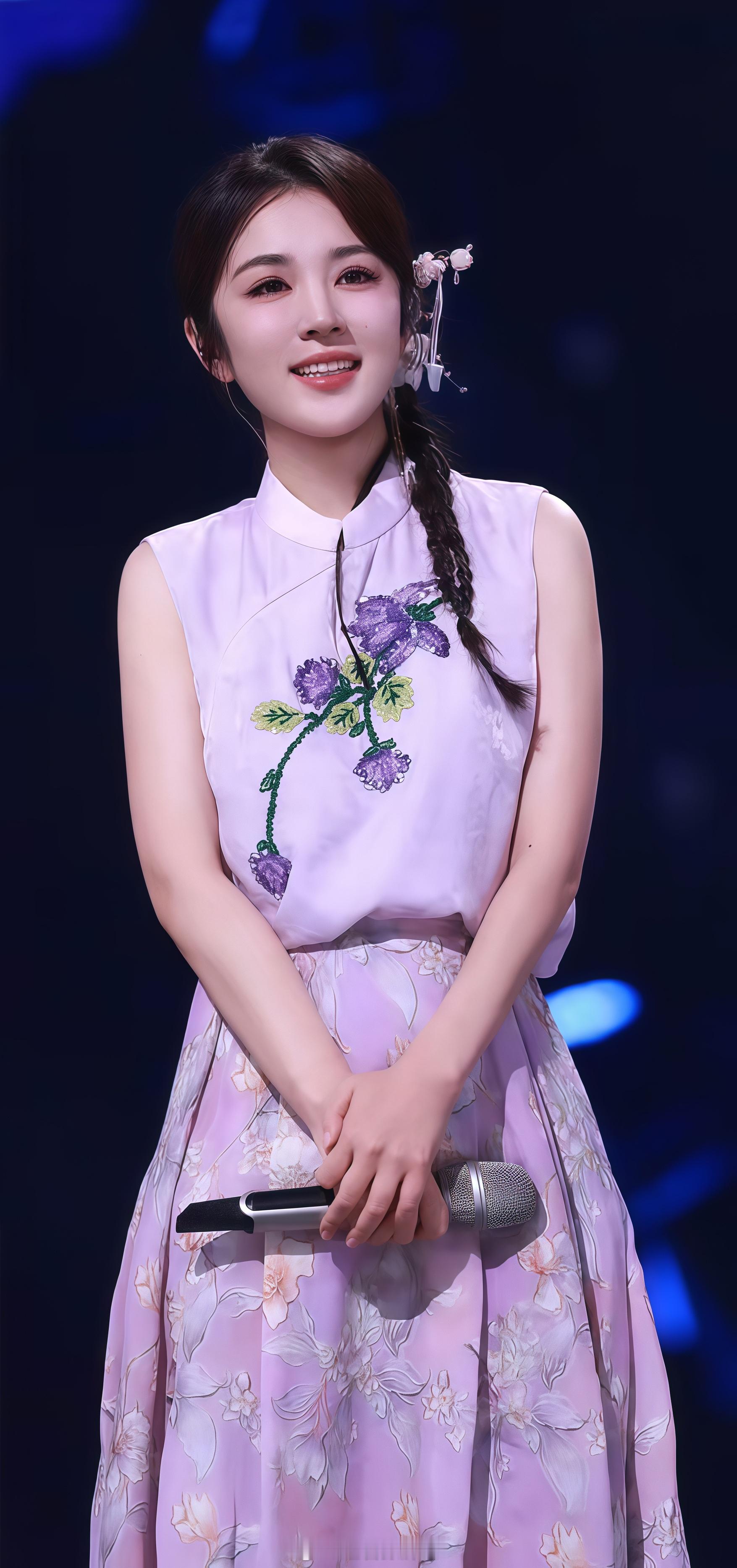 对王晓晨旦角出身有了实感王晓晨被低估的唱功 曾经低调藏起戏曲功底，如今在天赐大方