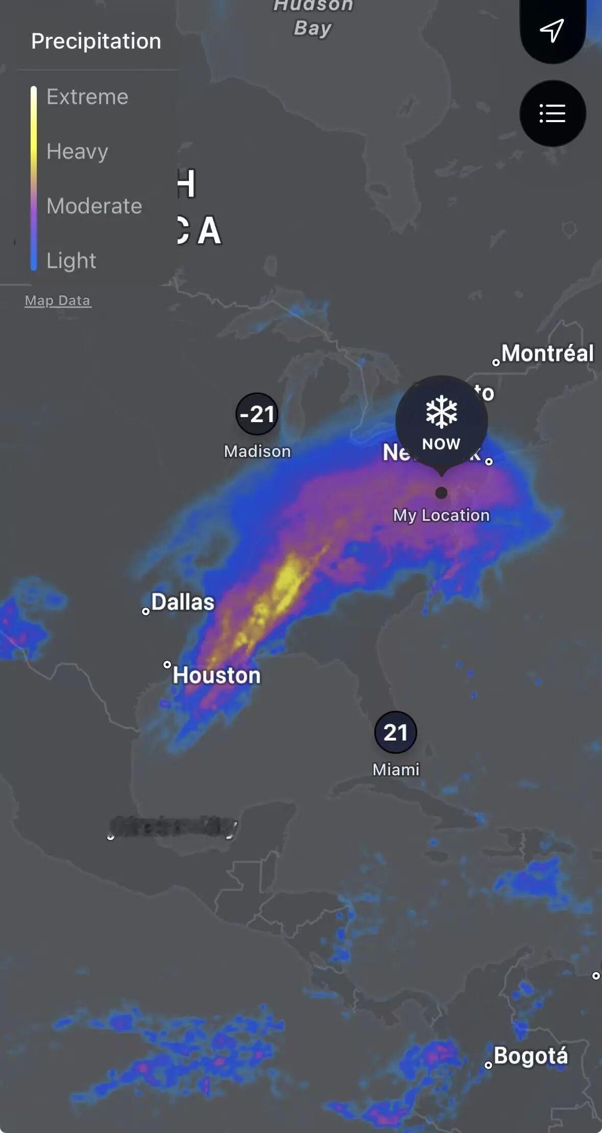 美国一半地区当前都处于冬季风暴预警之下。华盛顿今晚将迎来降雪和结冰，预计降雪量为