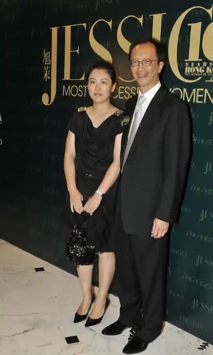 伏明霞人间富贵花 ​​​