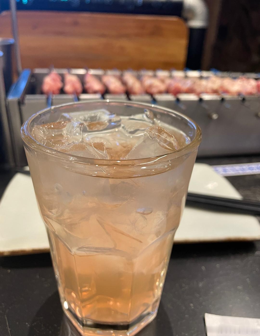 他看我每天都不开心，怎么哄我都不行～Z“怎么了宝宝”嘎“没事”Z“是我出差太多了