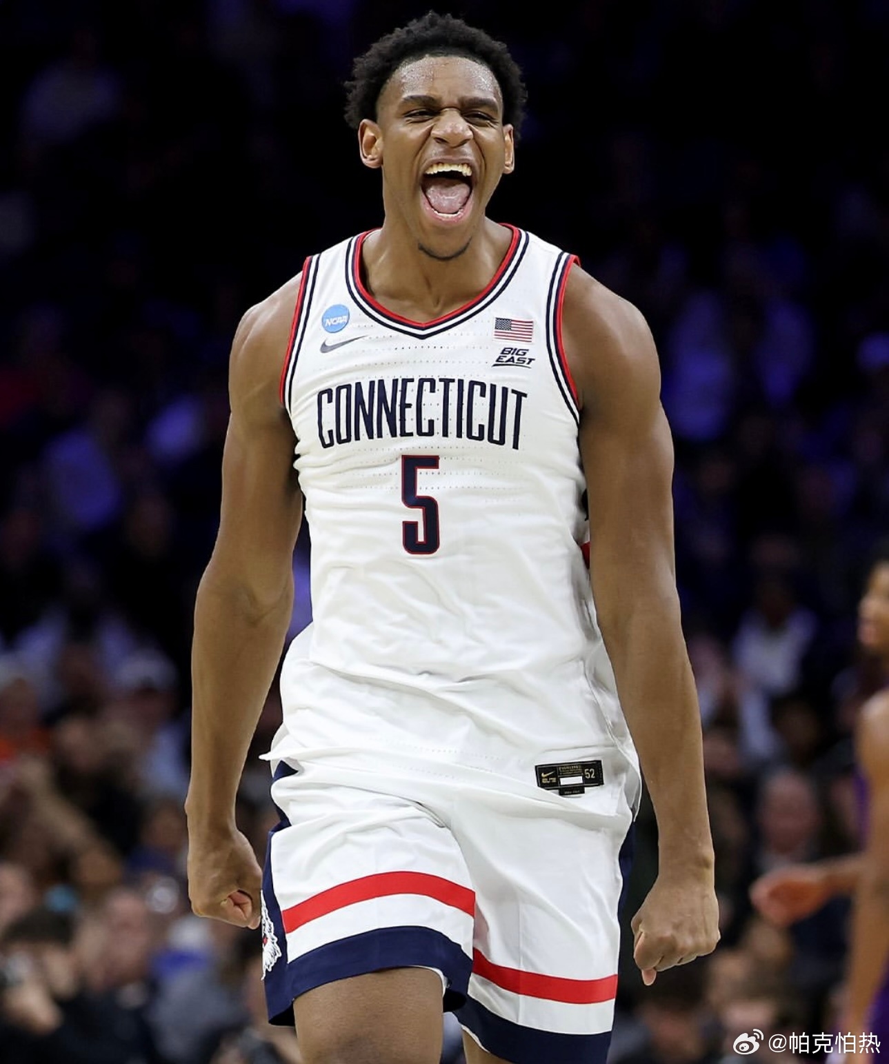 NCAA疯狂三月 Tarris Reed全国锦标赛期间场均21.8分13.5篮板