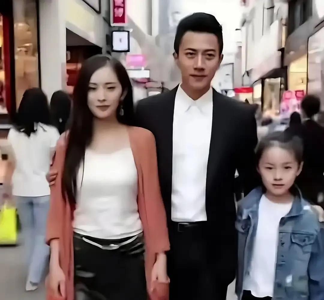 小糯米常年跟随父亲生活。眼见别的孩子常有父母一同陪伴，某天她向刘恺威提出，希望搬