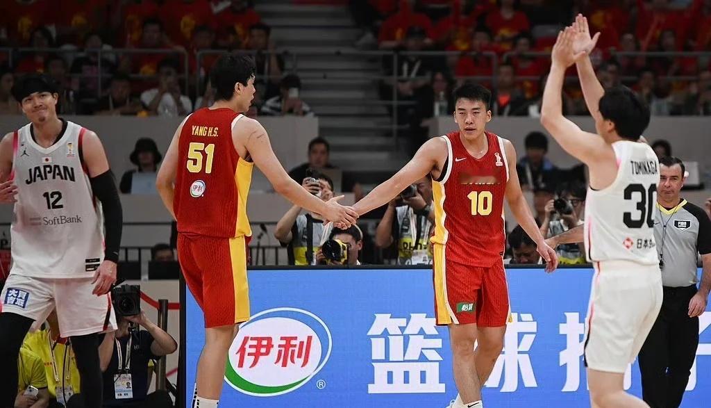 中国男篮，你是懂流量的
中国男篮世预赛73-92沈阳主场不敌日本男篮，看得真是血