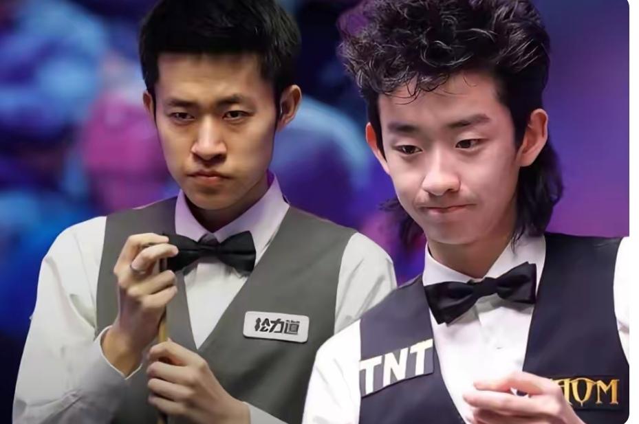 吴宜泽四连鞭逆转常冰玉晋级玉山公开赛的32强
​
​       北京时间3月1