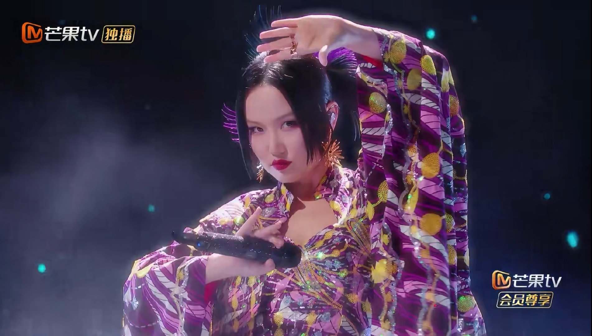 听觉暴击！黄龄这版串烧必须安利所有人 