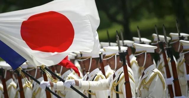 还在等日本“回心转意”？很多人以为这是大国的从容，错了！真相是：我们正在给敌人留