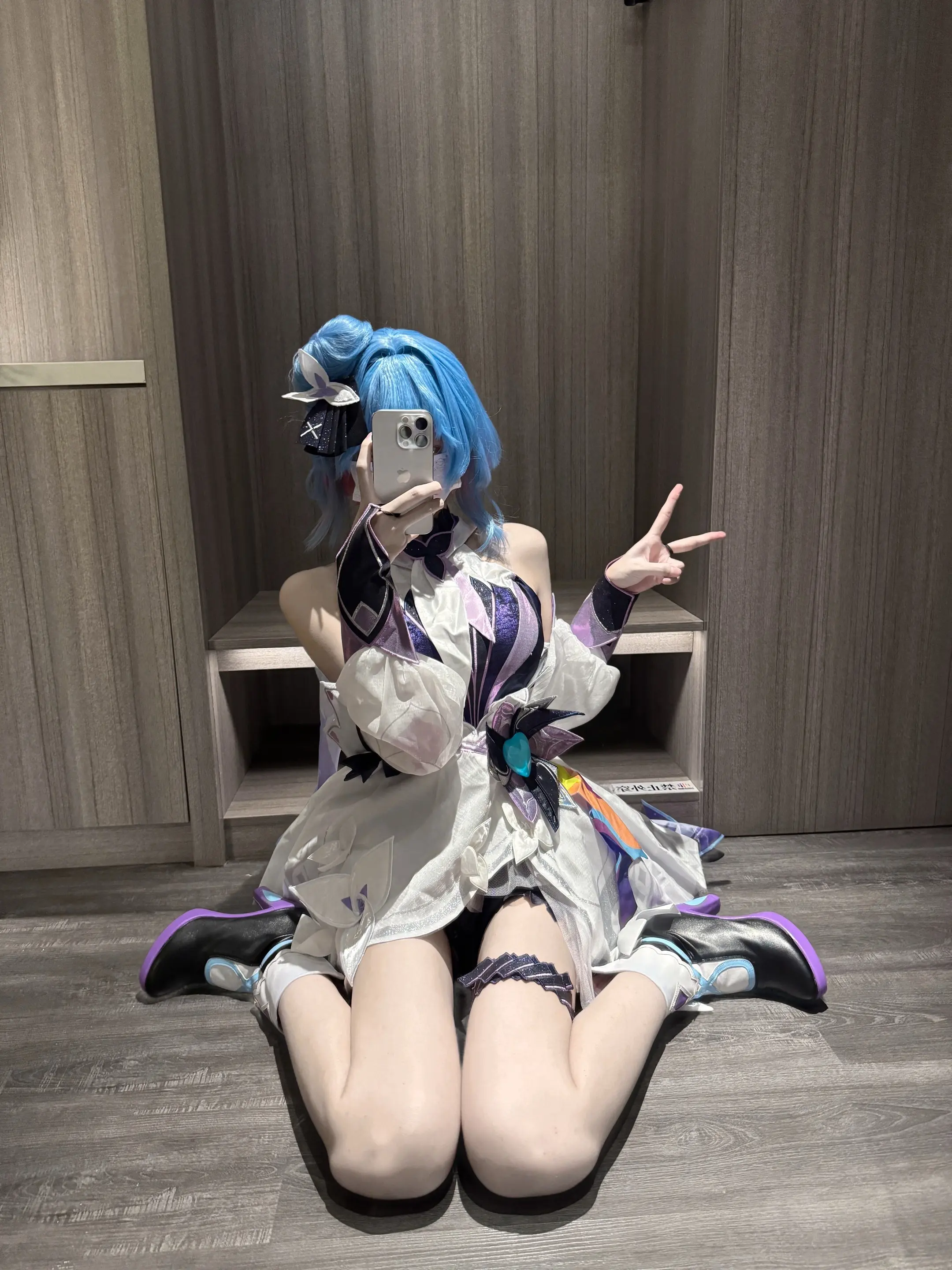 兰陵王请自觉滑走。可以不要抓我 不要吃的我线吗