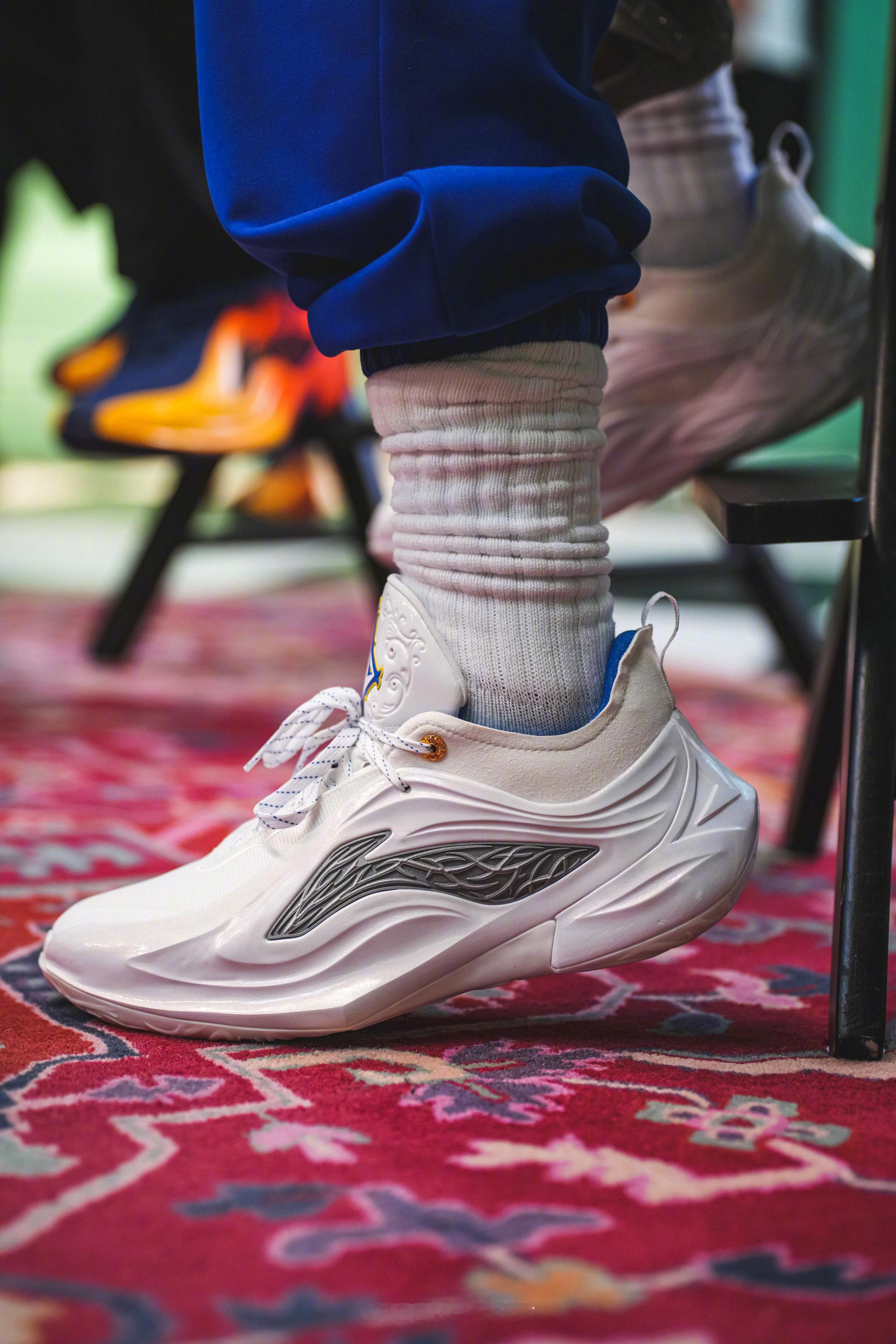 今天最后一条留给 · 现场来的人和热情比预期的多· 大多数人是奔着巴特勒来的· 