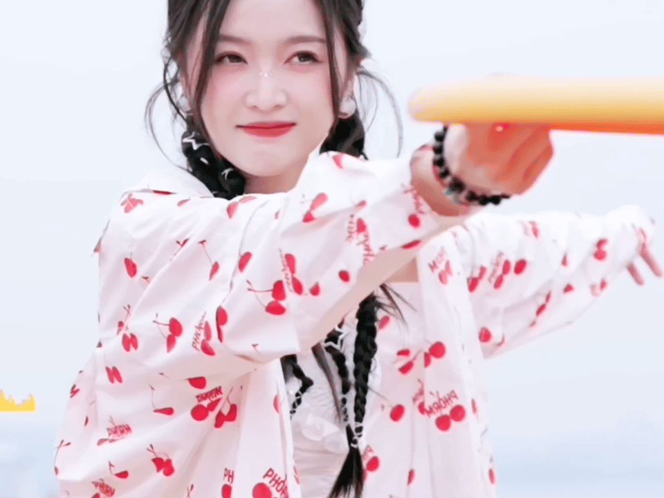 吴宣仪wxy吴宣仪雾茫茫 朋友们都发帖了吗 没有发的快来发发哇  还不是like