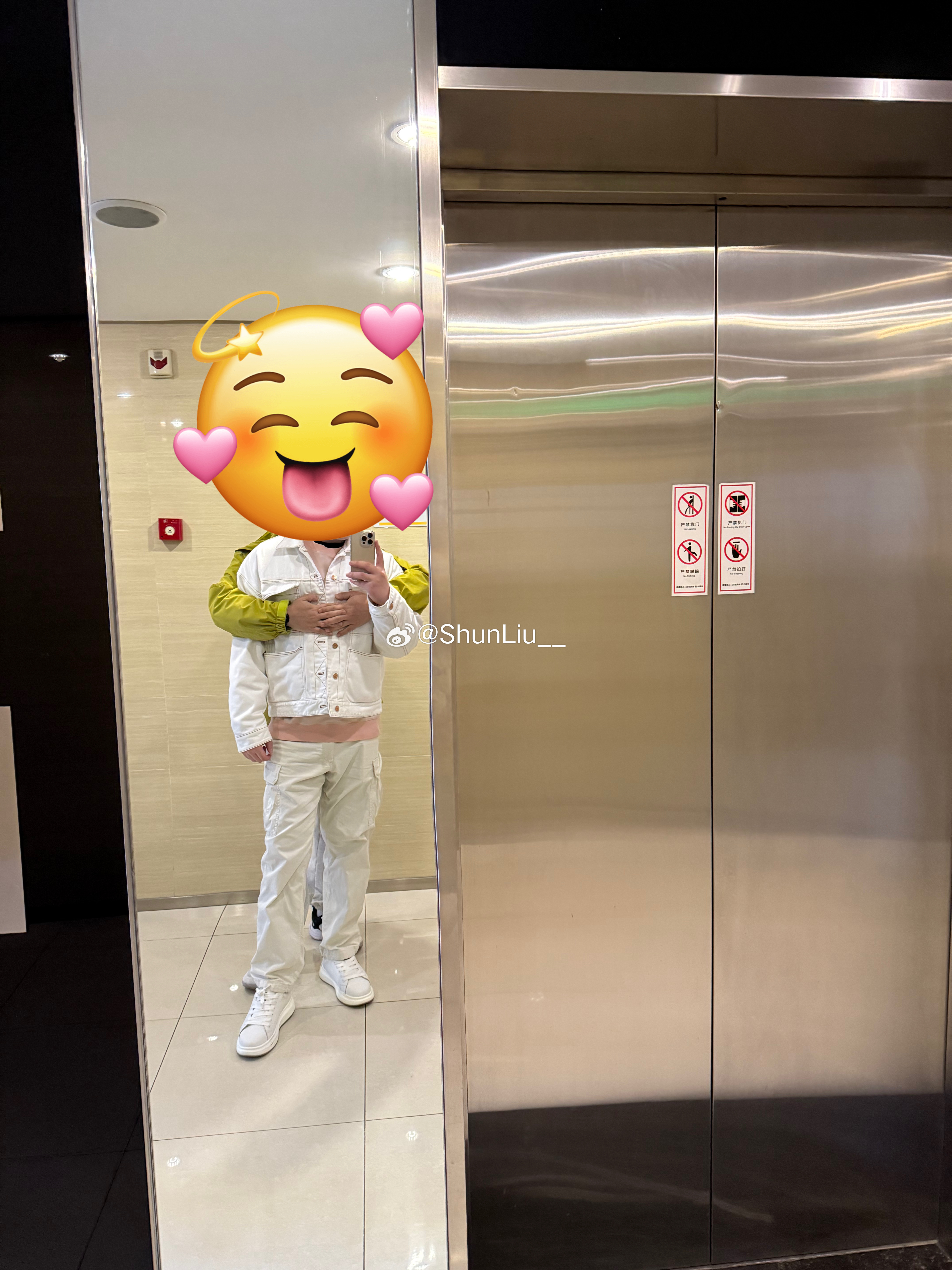 二人更是如同做了夫妻一般 