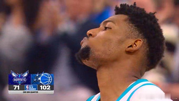 黄蜂vs魔术 谁能想到，今天魔术进攻效率最低的球员竟然是贝恩，在这种情况下，甚至