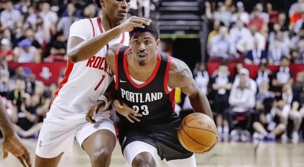 北京时间7月29日NBA开拓者队官方宣布:正式裁掉后卫球员吉纳森.威廉姆斯，后者