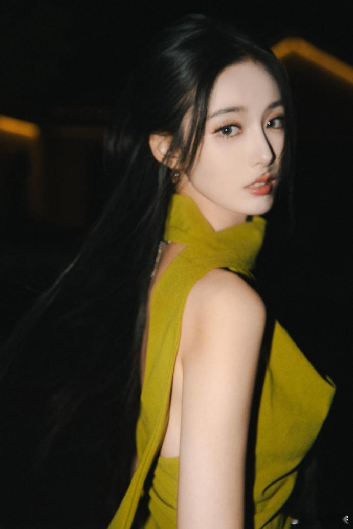 徐艺洋新歌恰好上线 徐艺洋新歌《恰好》太好听！每段旋律都恰好戳心，徐艺洋恰好按下