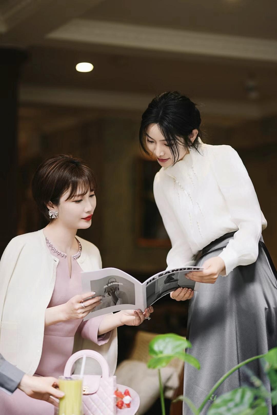 优秀的女生为什么找对象那么难?优秀女生首先自己的标准就会高一点，一般来讲女生找对