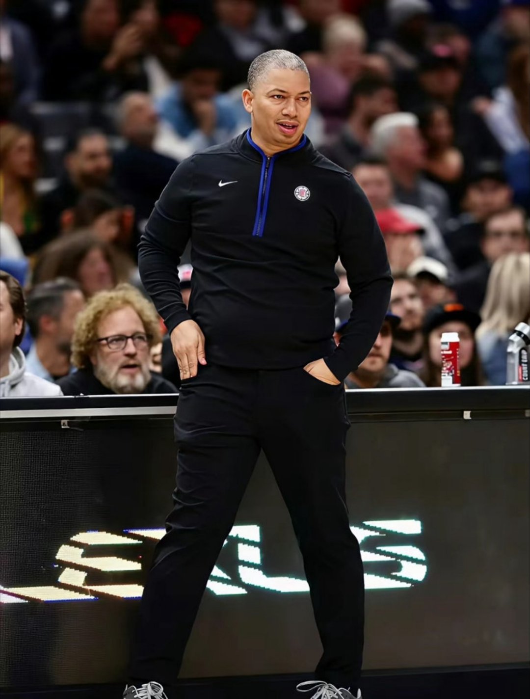 快船输掉与开拓者的卡位战。理论上已经很难夺得第八名的位置而附加赛必须连赢两场才能