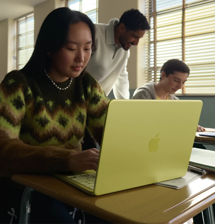 MacBook Neo把A18 Pro芯片塞进轻薄本，续航拉到16小时，屏幕升级