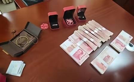洞房两晚直接崩盘！新婚夫妻分居2年，72万彩礼吵翻全网

5月25日福建法院曝出