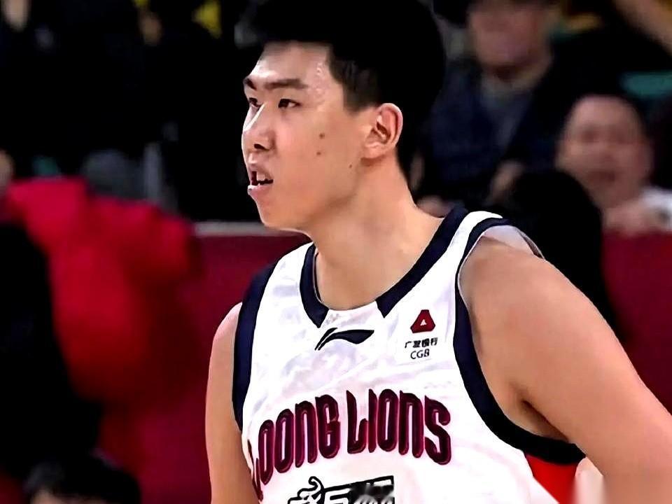 看完广州打浙江这场球，就一个念头：徐昕碰上克星了。
整场比赛，他就出手了一次，拿