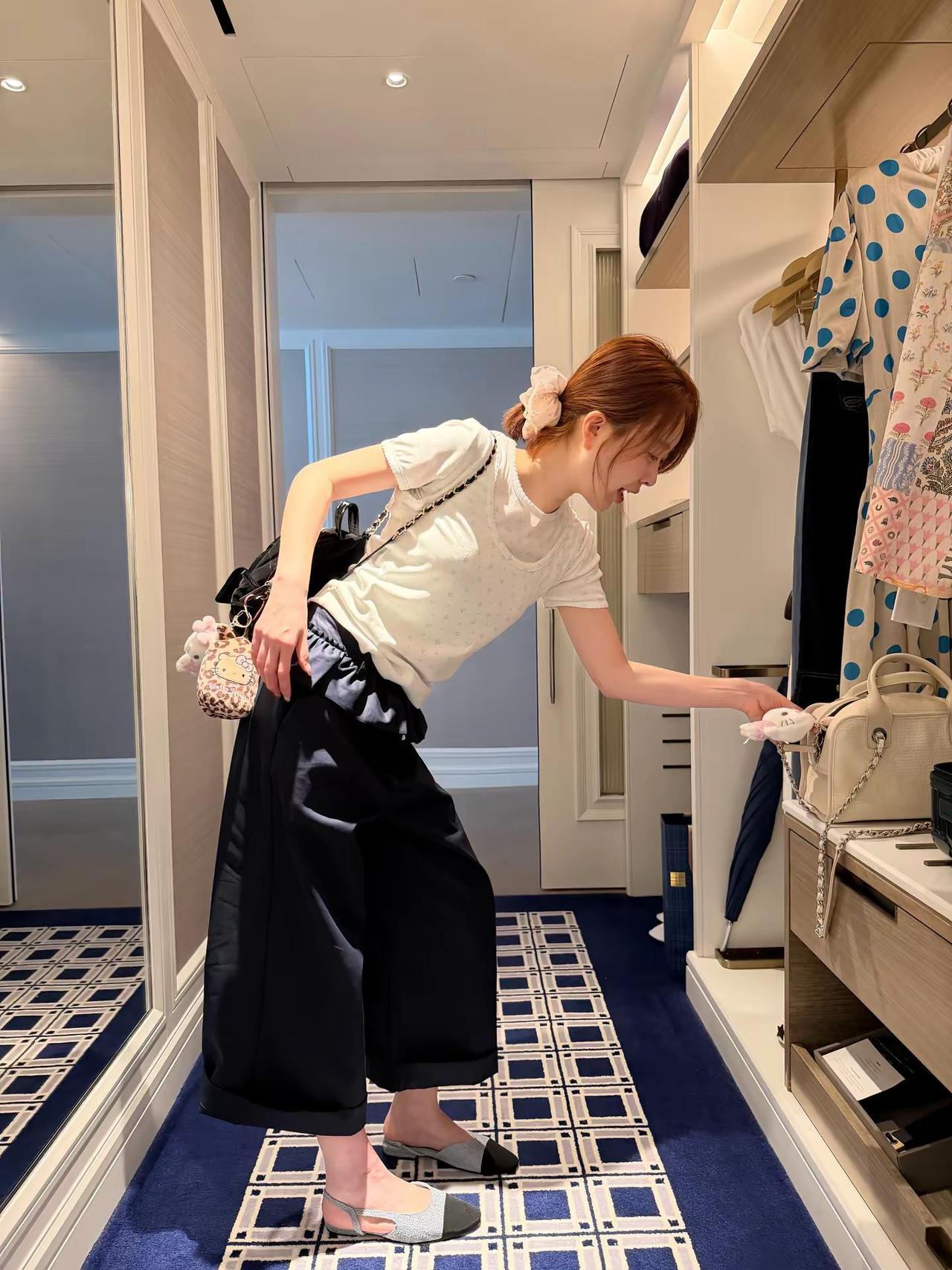 今天是miu系女孩。我就是这么贪心 想要好多好看的衣服