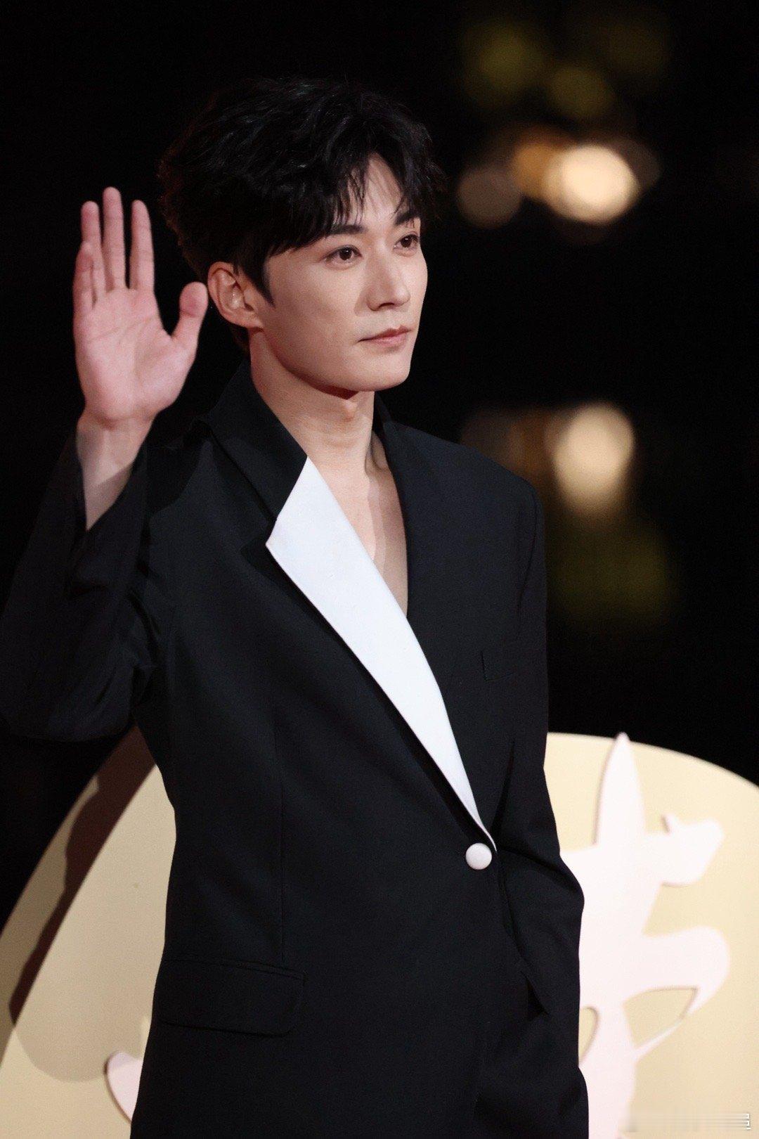 刘学义 ！ ​​​