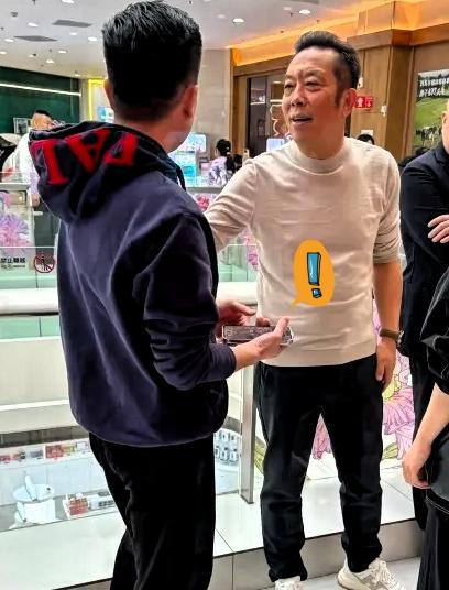 华与华的双标操作，怕是要凉了和西贝的十年情分！
 
帮客户出头时喊着“硬杠到底”